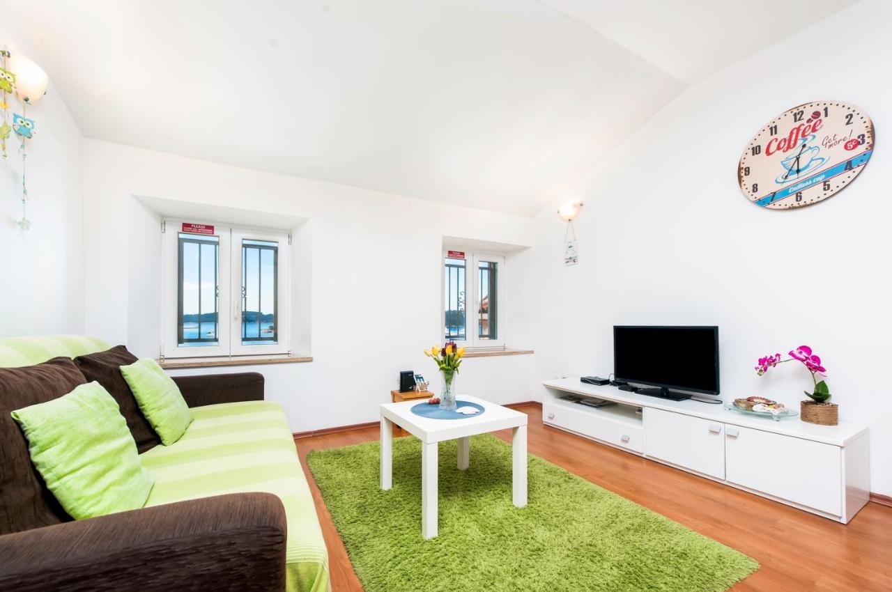 Sea View Apartment Rovinj Eksteriør billede